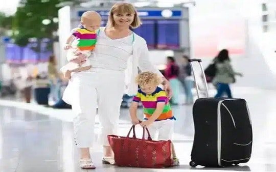 Arrival Fast Track for Mother & Child DXB T3
